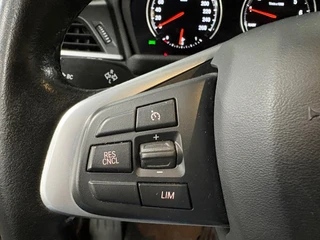 BMW 2-serie Active Tourer 218i High Executive/ NL auto/ Afneembare trekhaak/ Achteruitrijcamera / 21