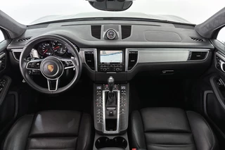 Porsche Macan 3.6 Turbo 1e Eigenaar NL Auto Panoramadak Sportchrono Luchtvering / 8