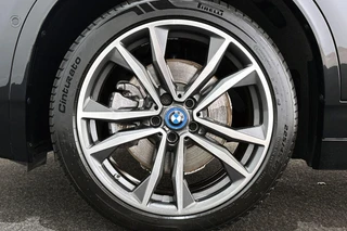 BMW X2 xDrive25e M Sport Panoramadak Head-Up Harman Kardon Elektrische Stoelen / 26