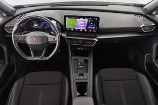 CUPRA Formentor 1.4 TSI e-Hybrid Panoramadak Achteruitrijcamera Apple CarPlay / 8
