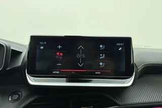 Peugeot 2008 1.2 PureTech GT 130 PK | Handgeschakeld | Camera | Climate Control | Adaptive Cruise Control | 3-D Instrumentenpaneel | Start/stop | 1e eigenaar | BTW auto / 20