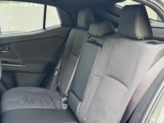 Toyota C-HR+ Executive AWD 77 kWh 343PK NIEUW DIRECT UIT VOORRAAD LEVERBAAR / 9