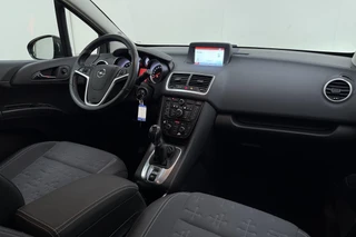 Opel Meriva 1.4 Turbo Cosmo | Navigatie | Trekhaak | Parkeersensoren | Climate control | Hoge instap | Extra getint glas | Lichtmetalen velgen / 16