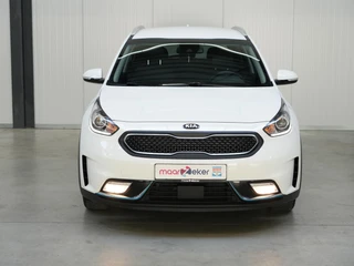 Kia Niro 1.6 GDi PHEV DynamicLine ✅Stoel+Stuurverw.✅All Season✅Adapt Cruise✅Trekhaak✅Camera✅Lane Ass.✅ / 12
