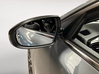Kia ProCeed 1.0 T-GDI GT-Line | Elektrisch Glazen Schuif / Kanteldak | Apple Carplay / Android Auto | Navigatiesysteem | Stoel + Stuurverwarming | Licht + Regensensor | Parkeersensoren + Camera Achter | Cruise Control | 17” Lichtmetalen Velgen | Climate Control Rijstrooksensor + Correctie / 10