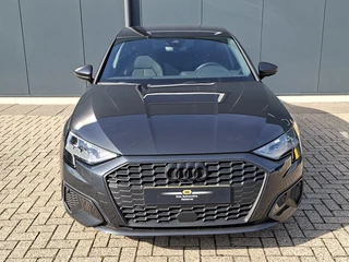 Audi A3 Limousine 30 TFSI AUTOMAAT * Carplay * Climate Control * Parkeersensoren * / 25
