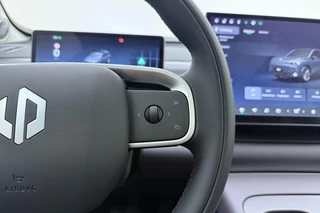 Leapmotor C10 Design REEV 28.4 kWh | Nieuwe auto | Gecombineerde actieradius WLTP 974km | 1500 kg Trekgewicht | Diverse kleuren leverbaar | Full options | Stuurverwarming | Stoelverwarming en koeling | Elektrisch verstelbare voorstoelen | Navigatie | Keyless entry & start | 20 inch lichtmetalen velgen | Led verlichting / 25