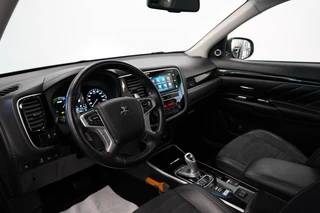 Mitsubishi Outlander 2.4 PHEV Intense  Opendak Trekhaak / 5