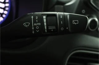 Hyundai Kona 1.0T Premium  - Elektrische Stoelen - Trekhaak - Stoelverwarming - Achteruitrijcamera - Climate Control - Apple Carplay/Android Auto - Virena Zekerheidspakket t.w.v. €895,- / 23