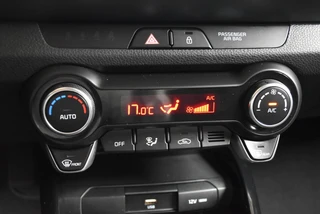 Kia Stonic 1.0 T-GDi MHEV 100pk DynamicLine / 16
