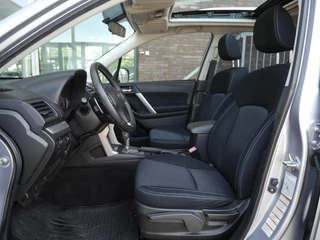 Subaru Forester 2.0 Luxury / 10
