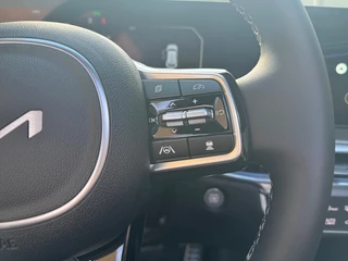 Kia Sorento 1.6 T-GDi Plug-in Hybrid 4WD ExecutiveLine 7p | Bel voor info | 253 pk | Head-up display | Nu €3000 Inruilpremie! / 19