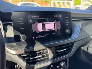 Skoda Kamiq 1.0 TSI Monte Carlo * Panoramadak * Stoelverwarming * Carplay * Full Led * / 12