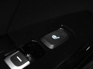 Kia Sportage 1.6 T-GDI Black Edition | LEDER | NAVI | TREKHAAK | STOELVERW | APLE CARPLAY | KEYLESS / 39