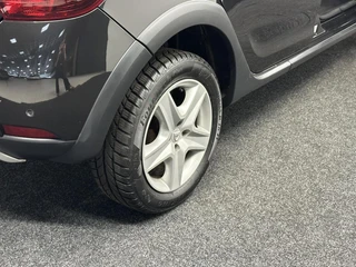 Dacia Sandero 0.9 TCe Stepway Lauréate AURCO TREKHAAK NAVI CRUISE. / 12