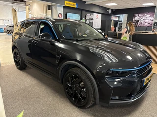 Lynk & Co 01 1.5 / pano / navi / camera / Infinity / memory / elec klep / Apple Android carplay / 6