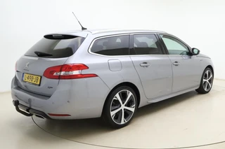 Peugeot 308 SW 1.2T Blue Lease GT | Panorama dak | 18'' Lichtmetalen velgen | Full LED | Trekhaak | Alcantara bekleding | Digitale Cockpit | Apple Carplay & Android Auto | Keyless Entry & Start | Camera | Climate Control | Navigatie | VOL! / 2