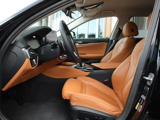 BMW 5-serie Touring 530e Luxury Line | SOH 91% | LASER LED | H&K audio / 6