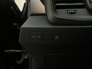 Audi A1 citycarver 25 TFSI epic Parkeersensoren Climate Control Navigatie Cruise Control / 20