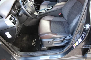 Toyota C-HR 1.8 HYBRID PREMIUM Stoel/stuurverwarming , Afn. Trekhaak / led. / 15