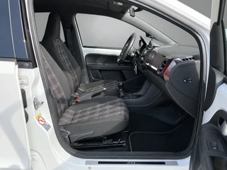 Volkswagen up! 1.0 TSI GTI 116 pk  | 17 inch lichtmetaal | stoelverwarming | climate control | zwart dak-spiegels | NL auto / 18