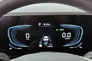 Kia Niro 1.6 GDi PHEV DynamicLine Keyless Achteruitrijcamera Apple CarPlay 18" / 12