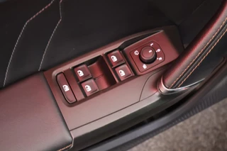 CUPRA Formentor 1.4 TSI 204pk e-Hybrid Essential Trekhaak Camera Stoelverwarming Memory Keyless Navigatie / 16