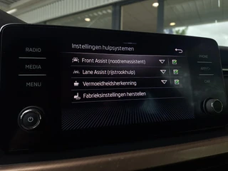 Skoda Scala TSI 110pk DSG Sport (Camera,Clima,LM,Keyless) / 26