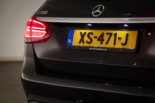 Mercedes-Benz C-Class Estate 200 Premium Plus / 25