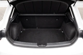 SEAT Leon 1.0 TSI Style  | LED | Carplay / 40