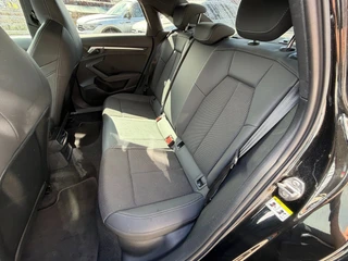 Audi A3 Limousine 35 TFSI S edition S-Line / Matrix LED / Virtual / BTW / Black Pack . / 66