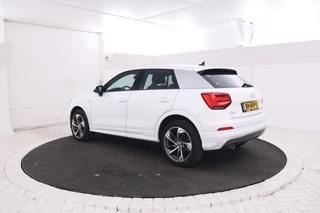 Audi Q2 30 TFSI Sport  S-line! Leer, Cruise, Navigatie / 2