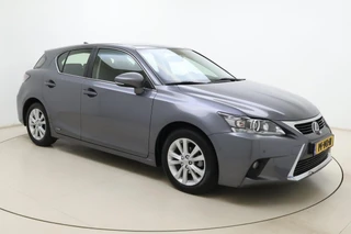 Lexus CT 200h Business Line | Navigatie | Climate Control | Achteruitrijcamera | Parkeersensoren voor & achter / 8