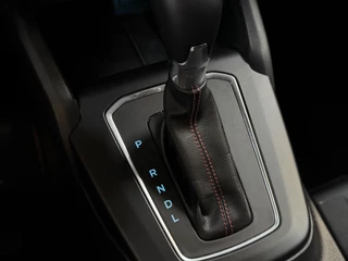 Ford Focus Wagon 1.0 EcoBoost MildHybrid ST Line | ACC | Camera | Navi | Carplay | Clima | PDC voor + achter | Lm velgen | ( Vestiging - Vianen, 0347-371248 ) / 32