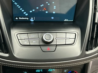 Ford Kuga 1.5 EcoBoost Vignale | Trekhaak | Leder | Panorama | Adaptive-cruise | Stoelverwarming | / 20