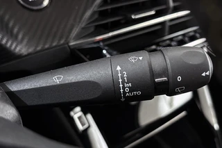 Peugeot 2008 1.2 PureTech GT Pack Stoelverwarming Keyless Achteruitrijcamera / 36