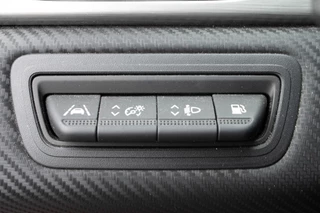 Renault Captur 1.6 E-Tech PHEV 160 RS Line|Stoelverwarming|360 Camera| / 21