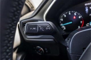 Ford Focus Wagon 1.0 EcoBoost Hybrid Titanium  | Carplay | Cruise | NL Auto / 36