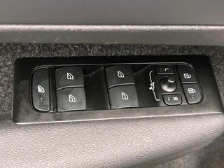 Volvo XC40 1.5 T4 Recharge | Apple/Carplay | Elek.Kofferklep | Camera / 38