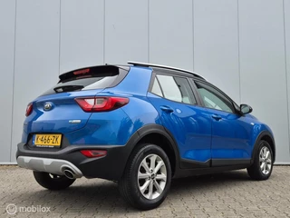 KIA STONIC 1.0 T-GDI MHEV DYNAMICLINE/CAMERA/LED/CLIMATE/CARPLAY/TWO-TONE/15''LMV / 6
