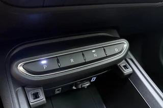 Jeep Avenger 1.2 e-Hybrid 110pk Black Edition | 8 Jaar Fabrieksgarantie | Panoramadak | Keyless | Navigatie | JBL audio | Elektrische kofferklep | Adaptieve cruise control | Stoelverwarming / 29