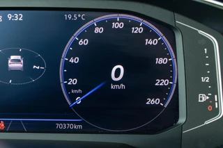Volkswagen Taigo 1.0 TSI R-Line|Camera|Carplay|Adaptive Cruise / 26