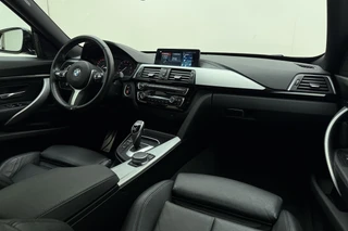 BMW 3-serie Gran Turismo 320i High Executive Edition | Lederen bekleding | M Sport pakket | Trekhaak | Stoelverwarming | Keyless | Navigatie | Weinig kilometers | Climate control / 19