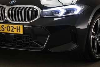 BMW 3 Series 330e M-Sport / 25