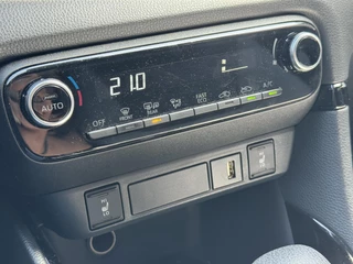 Toyota Yaris 1.5 Hybrid Tokyo Spirit APPLE/ANDROID STOELVERWARMING PARKEERCAMERA / 13