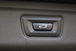 BMW 3 Serie Touring 320i High Executive M Sport Pakket Automaat  / Live Cockpit Professional / Cruise Control / Stoelverwarming / Active Guard Plus / Hifi / LED / Climate Control / Leder / 19 Inch / DAB / 37
