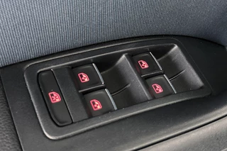 SEAT Ateca 1.5 TSI Style Business Intense Stoelverwarming LED Elektrische Achterklep Camera / 27