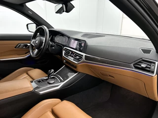 BMW 3-serie Touring M340i xDrive | Individual Citrin Black | M Stoelen | Laser Light | Driving Assistant Prof. | HeadUp Display / 11