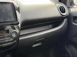 Mitsubishi Space Star Dynamic 1.2 70PK Achteruitrijcamera, Climate Control, Apple Carplay, Android Auto, DAB / 25