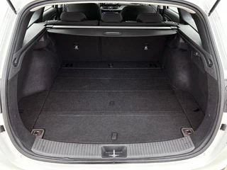 Hyundai I30 Wagon 1.0 T-GDi MHEV Comfort | Cruise control | Stoel/stuurverwarming | Camera / 24